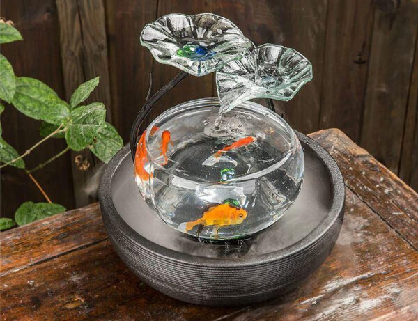 Décoration aquatique en forme de boule avec fontaine