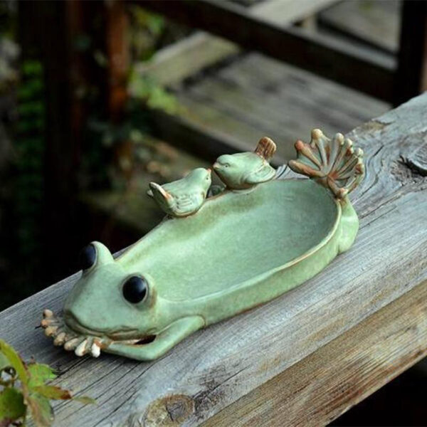 Bain oiseaux balcon pour attirer les oiseaux sur votre balcon