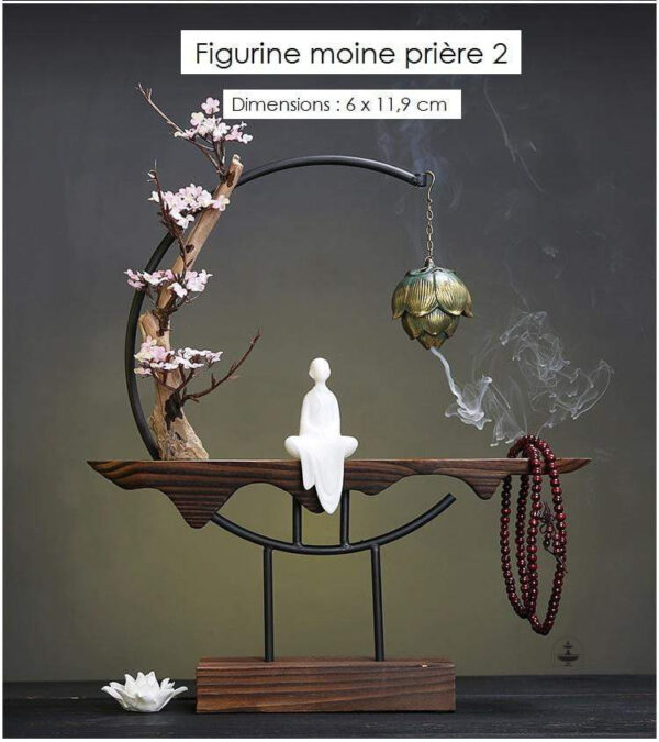 Fontaine à encens avec motifs orientaux raffinés