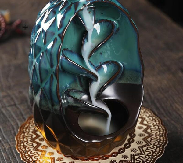 Fontaine à encens moderne avec un style unique et raffiné