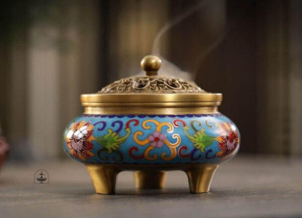 Fontaine à encens en laiton, design raffiné pour diffusion d'arômes