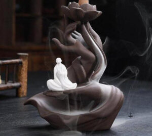 Fontaine à encens lotus, créant une atmosphère relaxante