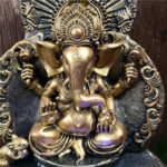Objets zen : fontaine éléphant en mouvement d'eau