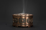 Encensoir en bronze ancien, élégant et authentique
