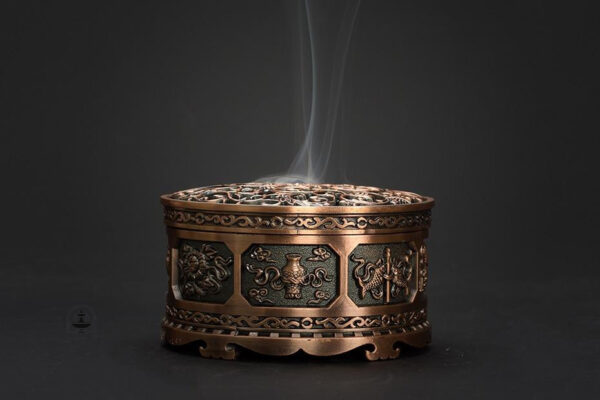 Encensoir en bronze ancien, élégant et authentique