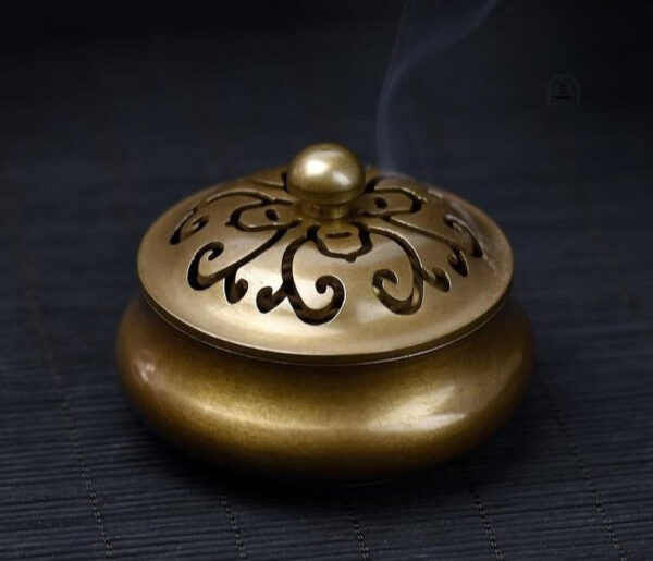 Encensoir fumée élégant pour ambiance zen