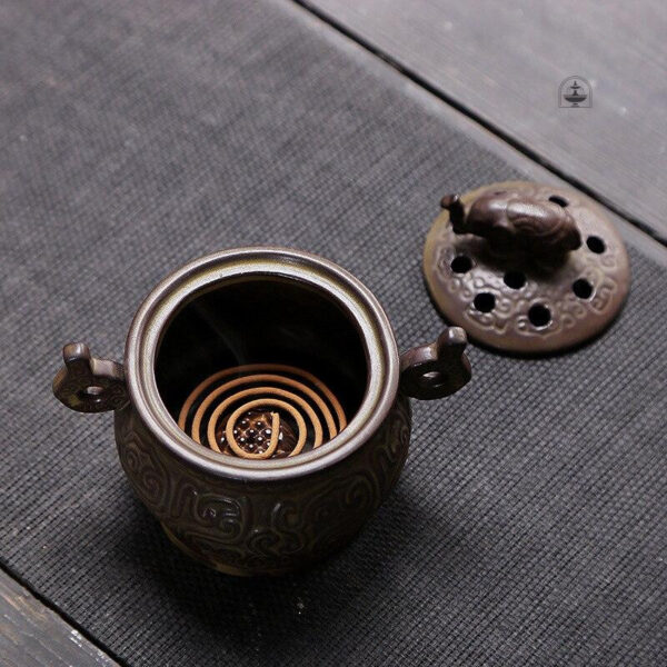Encensoir artisanal inspiré de la culture africaine