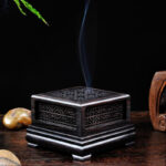 Fontaine à encens en noir pour une ambiance zen