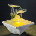 Décoration intérieure : fontaine à eau lumineuse stylée