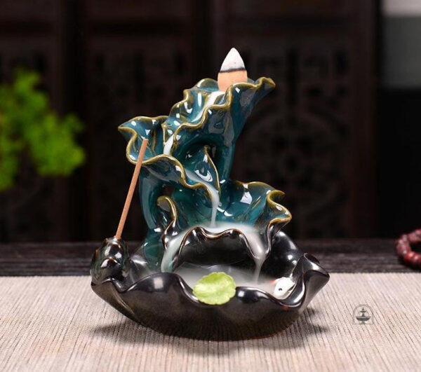 Fontaine à encens cascade élégante pour une ambiance zen