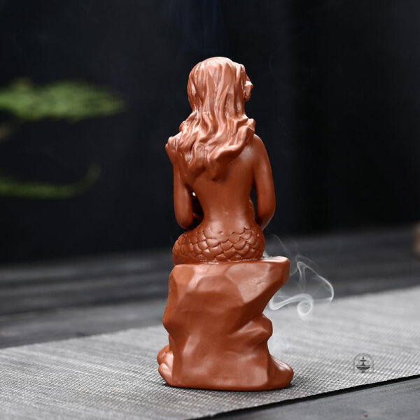 Création artistique : fontaine à encens en forme de sirène