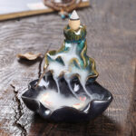 Accessoire spirituel : fontaine à encens en forme de cascade