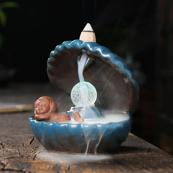 Fontaine à encens sirène, élément feng shui apaisant