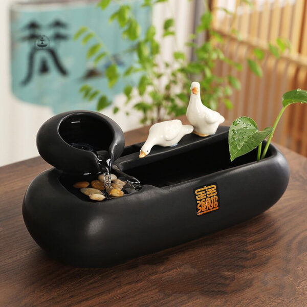 Élément décoratif aquatique asiatique