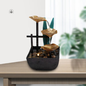 Petite fontaine asiatique en style traditionnel