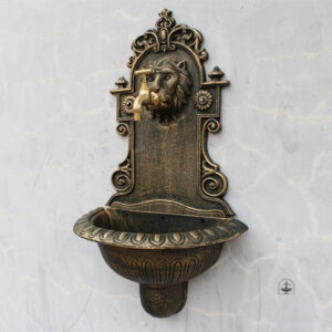 Fontaine extérieure tête de lion pour espace vert
