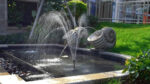 Installation facile de la fontaine solaire en extérieur