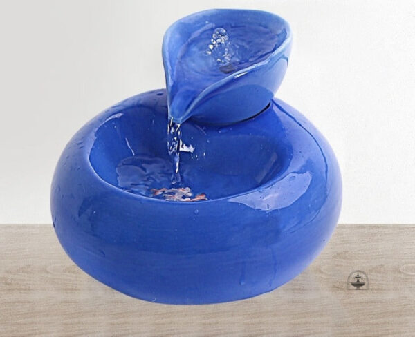 Décoration de jardin avec une fontaine zen compacte