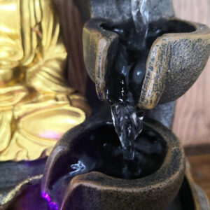 Décoration de jardin avec fontaine Bouddha apaisante