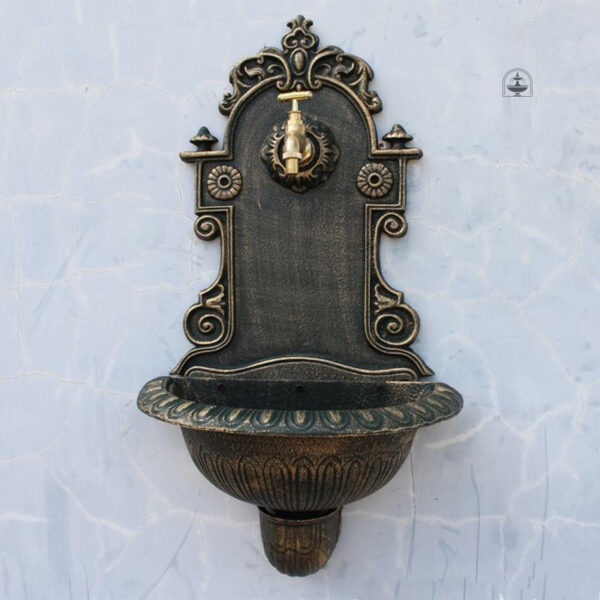 Fontaine murale en fonte pour extérieur