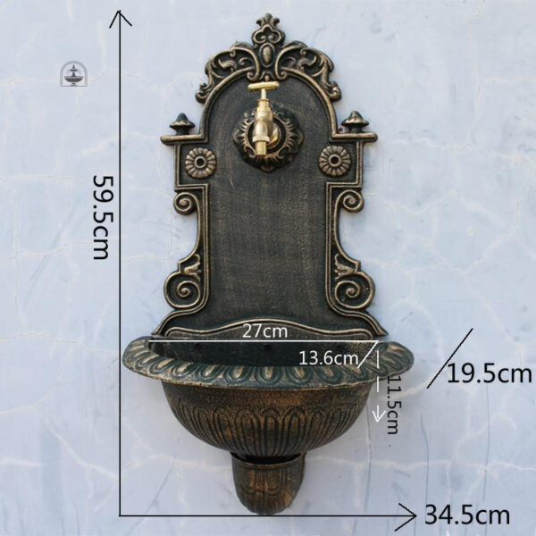 Accessoire extérieur : fontaine murale en fonte