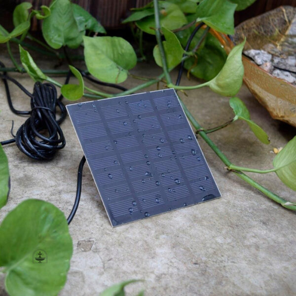 Décoration aquatique solaire pour bassin de jardin