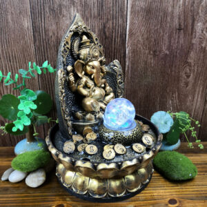 Fontaine zen avec statue de Ganesh en méditation