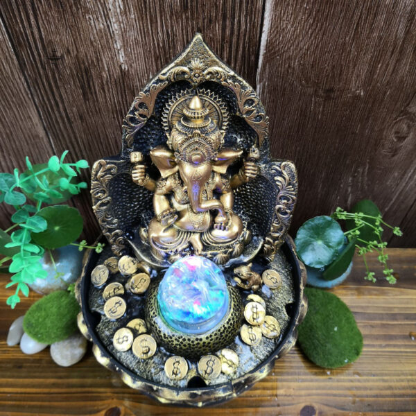 Statue de Ganesh, fontaine pour la sérénité