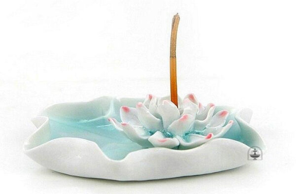 Porte encens lotus élégant pour une ambiance zen