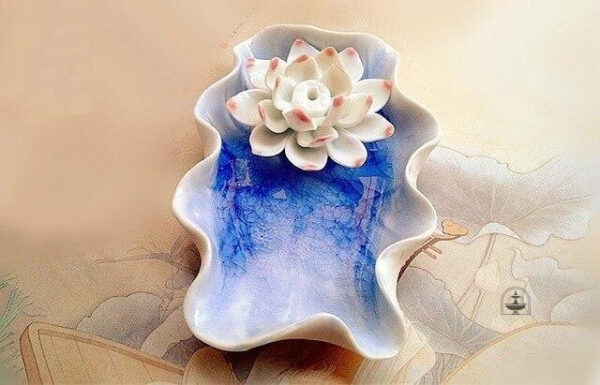 Fontaine à encens lotus, design apaisant pour la méditation