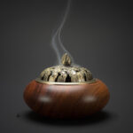 Support encens design élégant pour ambiance zen